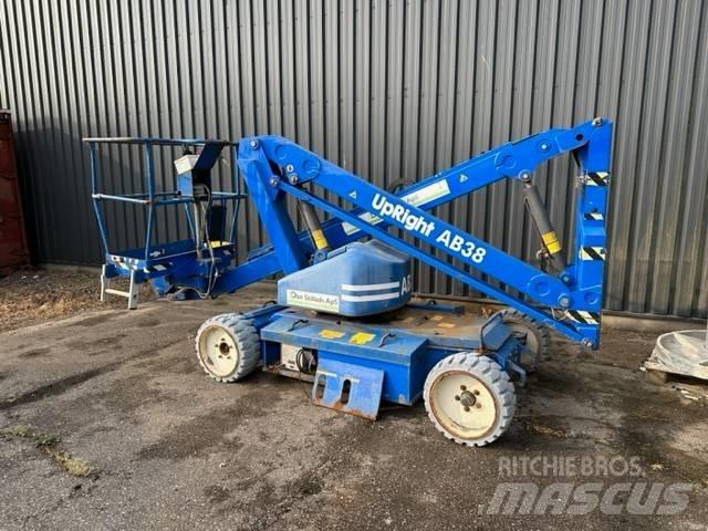UpRight AB38N Articulated boom lifts