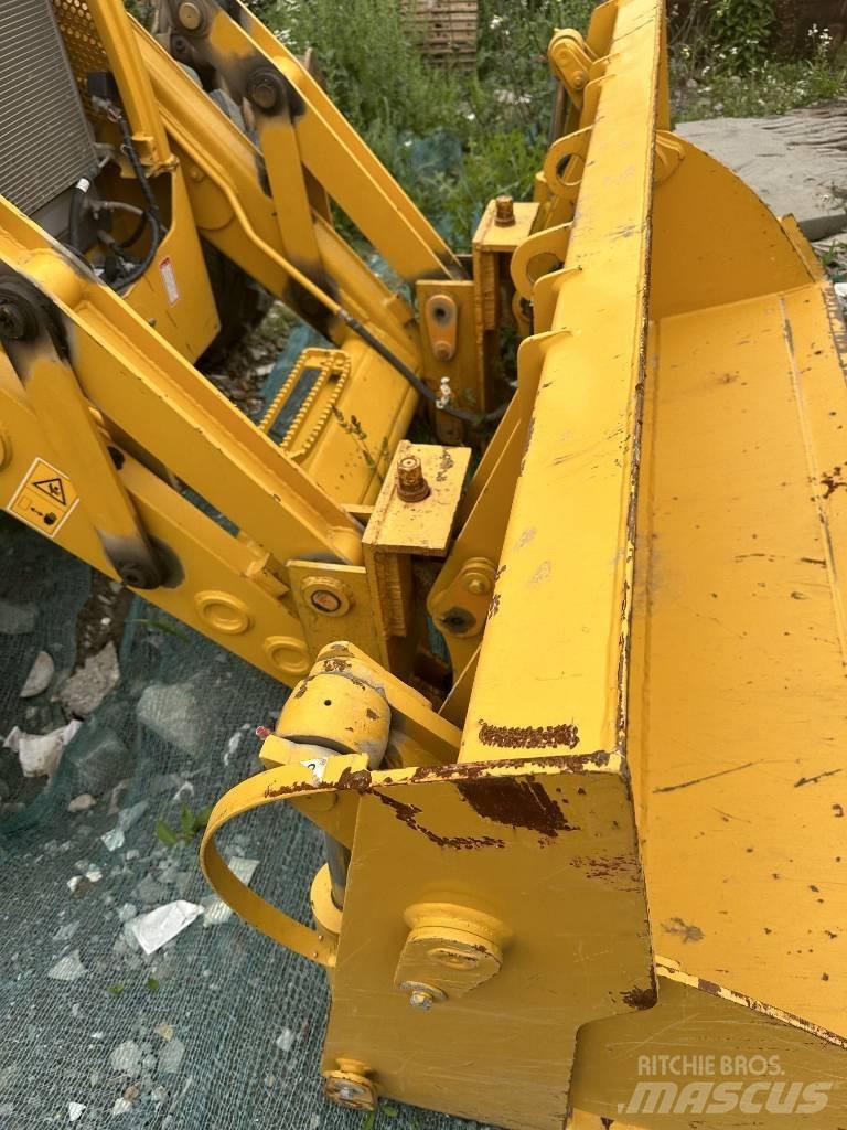 CAT 420 F Backhoe