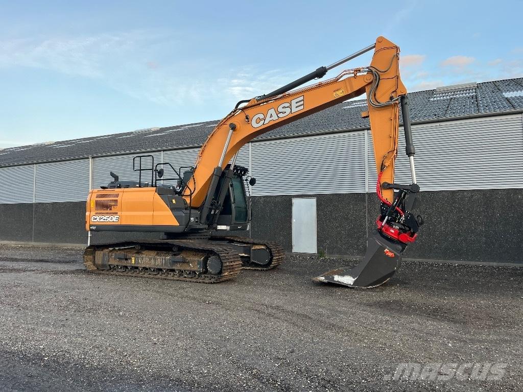 CASE CX 250 E Crawler excavators