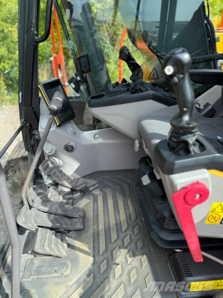 Volvo EC 220 EL Crawler excavators