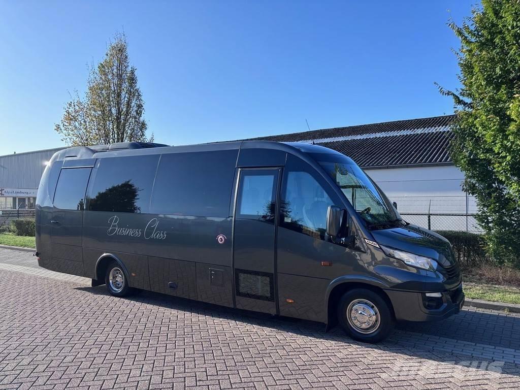 Iveco UNVI Compa Coach