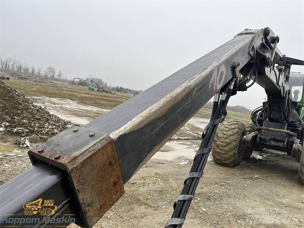 John Deere CH811 Forestry harvesters
