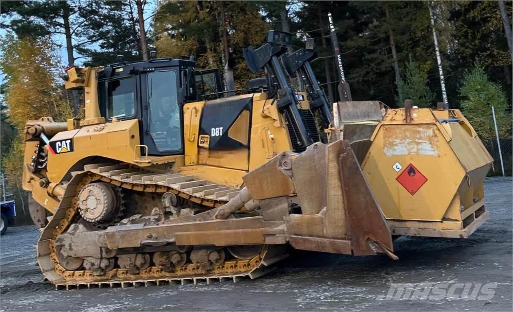 CAT D8T Crawler dozers