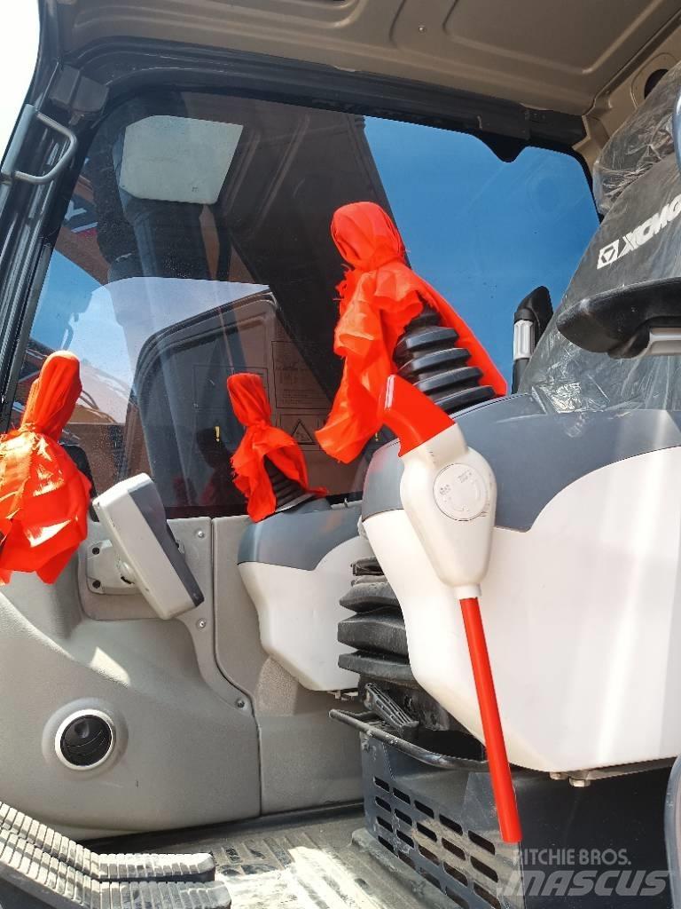 XCMG XE 215 DA Crawler excavators