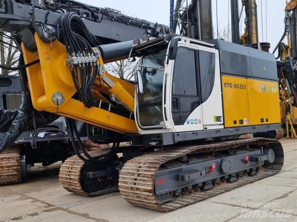 Bauer / RTG RG 22-S Drilling rigs