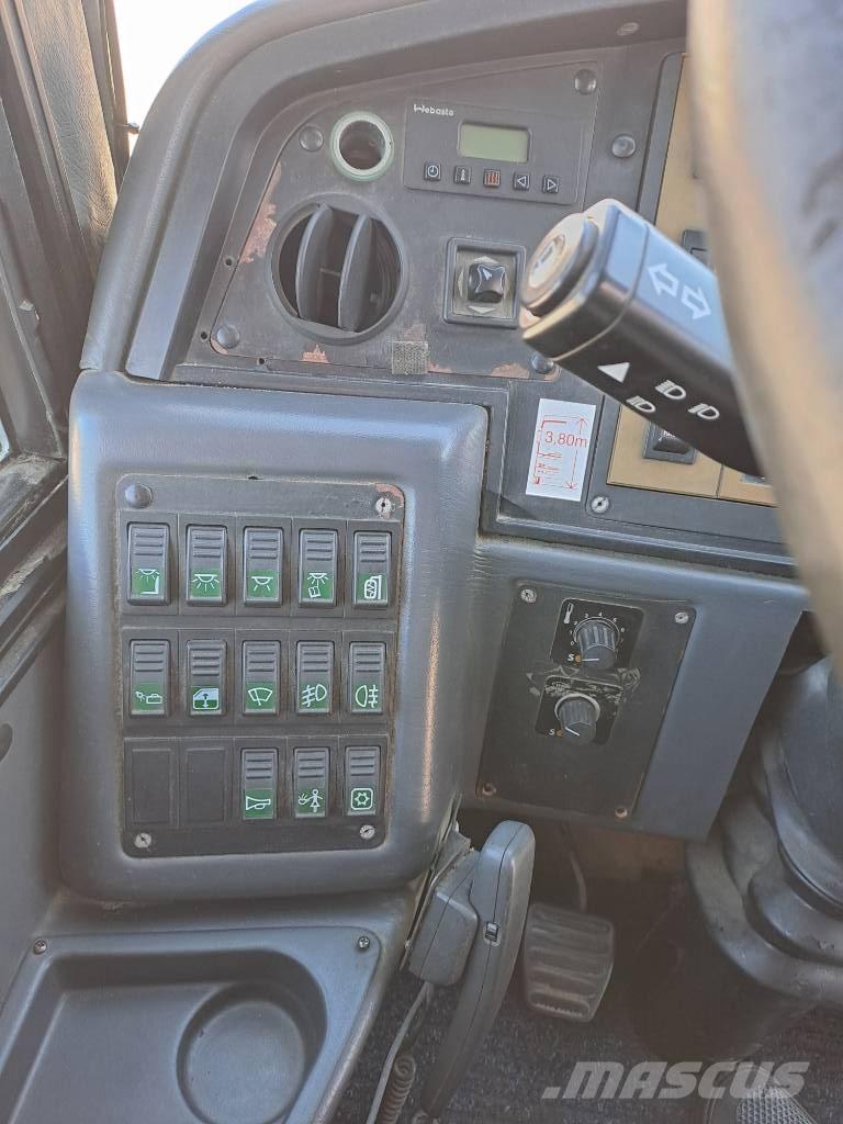 MAN Mistral 70 Coach