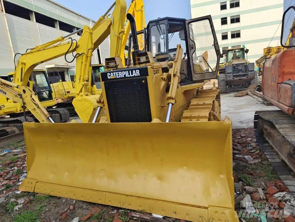 CAT D 6 G Crawler dozers