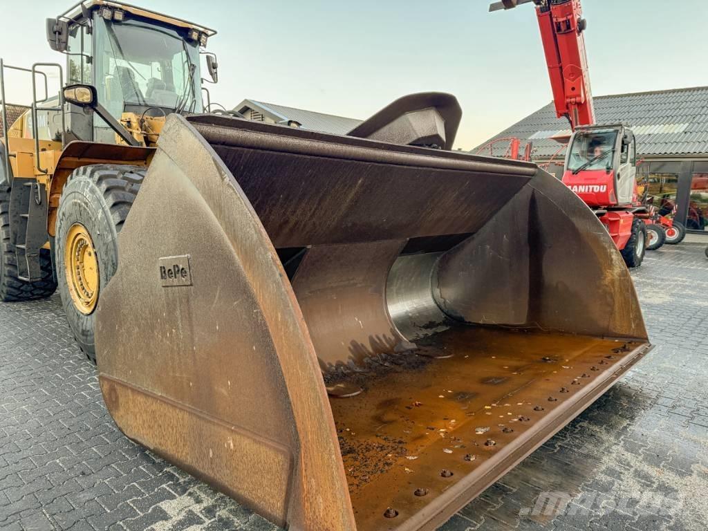 CAT 980M Wheel loaders
