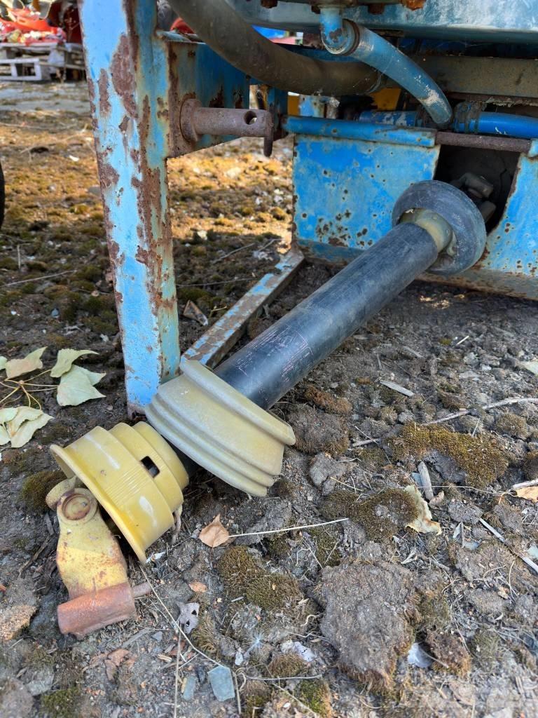 Blanchard 220 Fertilizer sprayers