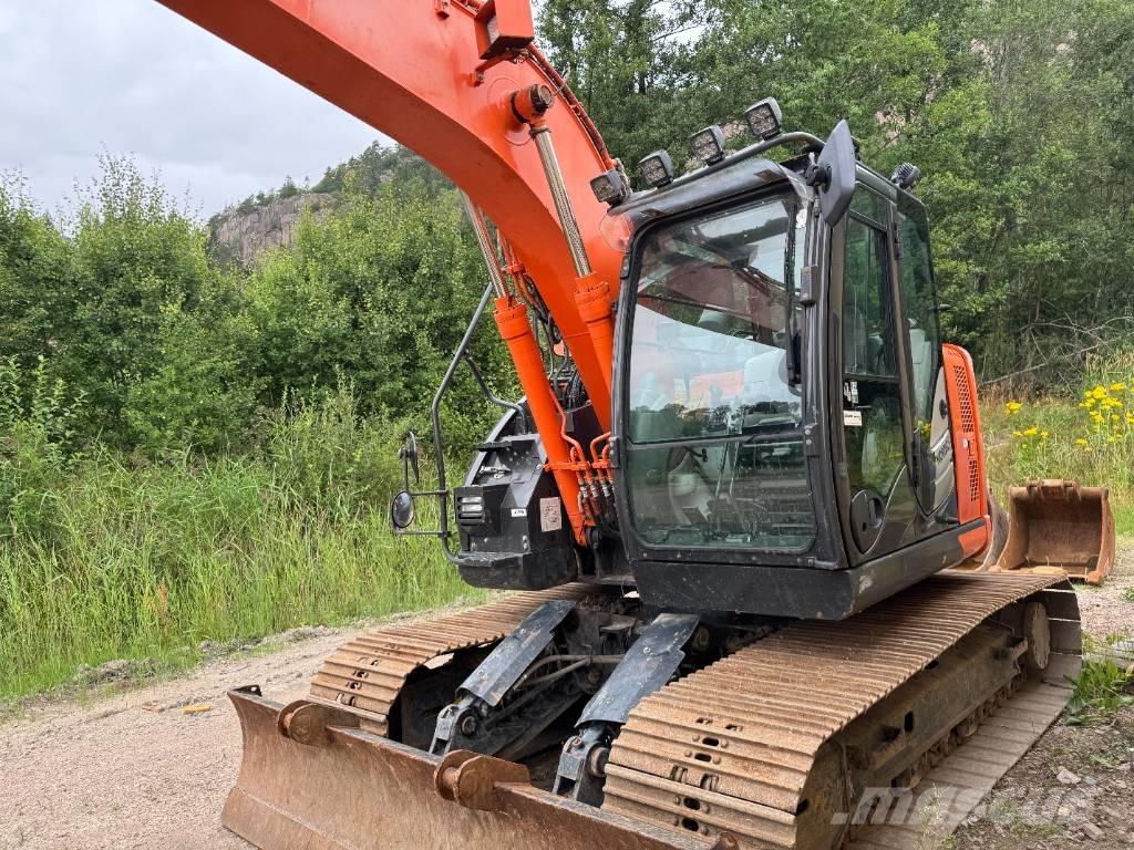 Hitachi ZX135USBL-6 Crawler excavators