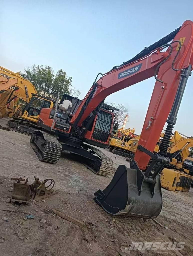 Doosan DX225LC-9C Crawler excavators