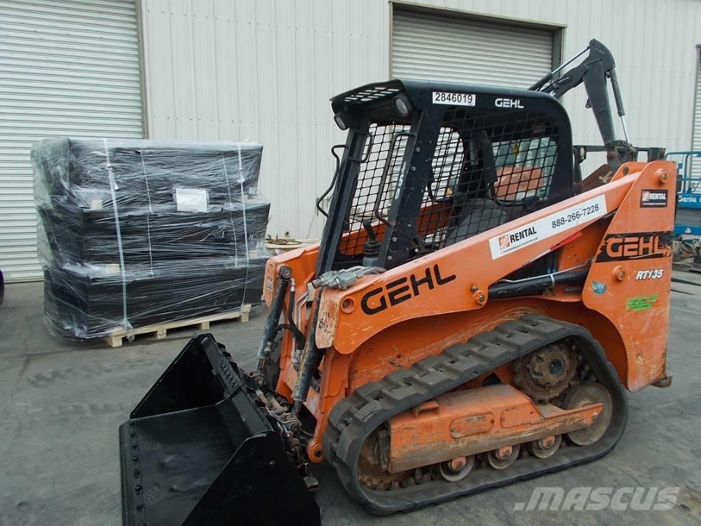 Gehl RT135 Skid steer loaders