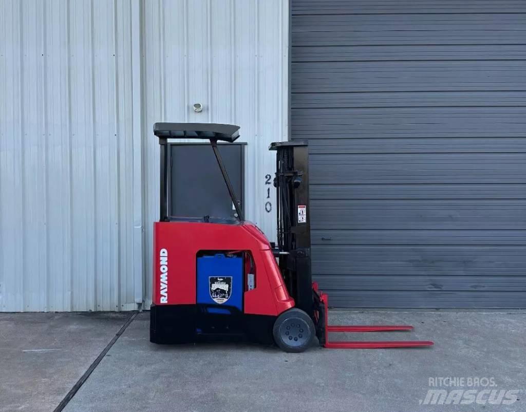 Raymond 425C40TT Electric forklift trucks