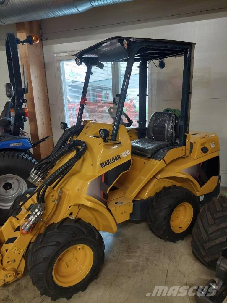  Maxload 950 Multi-purpose loaders