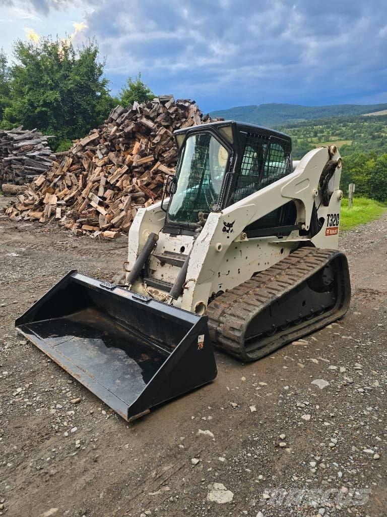 Bobcat T 320 Skid steer loaders