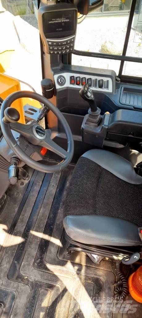 Hyundai HL 975 Wheel loaders