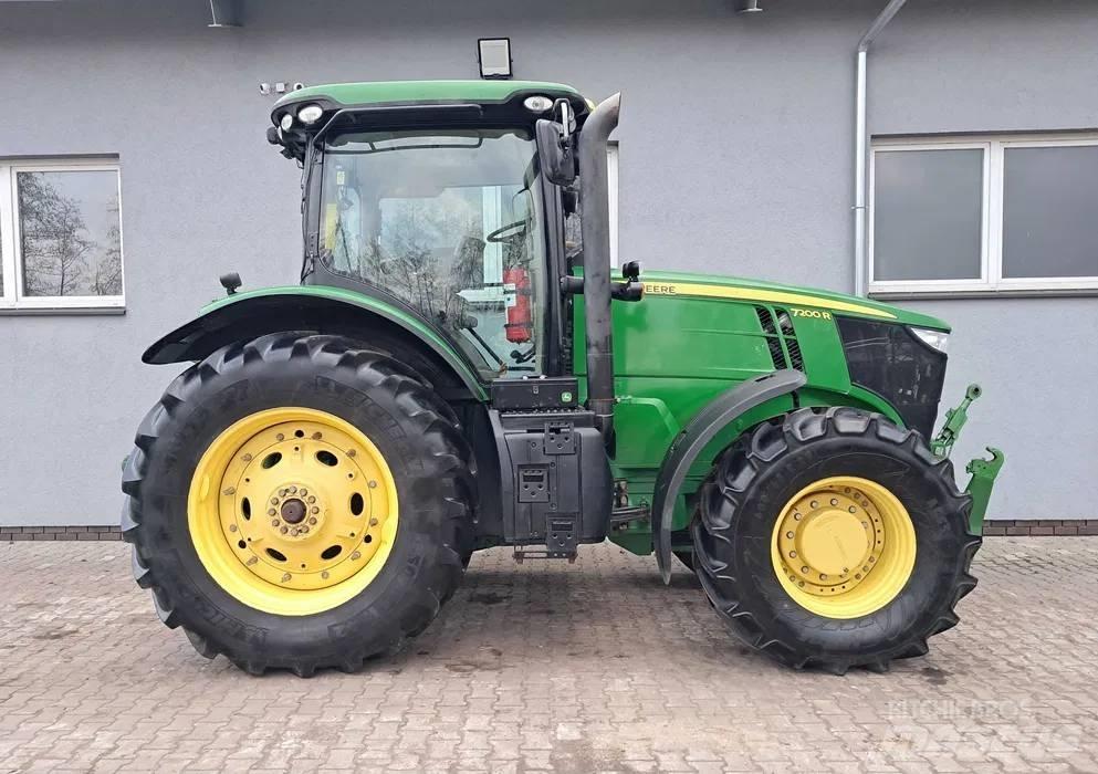 John Deere 7200 R Tractors