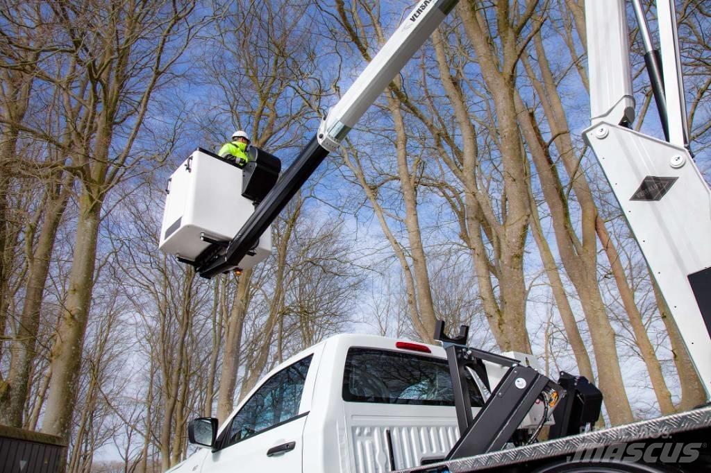 VERSALIFT VTA-135-H Truck mounted platforms