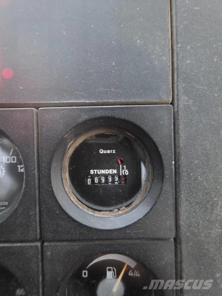 O&K L 25 Wheel loaders