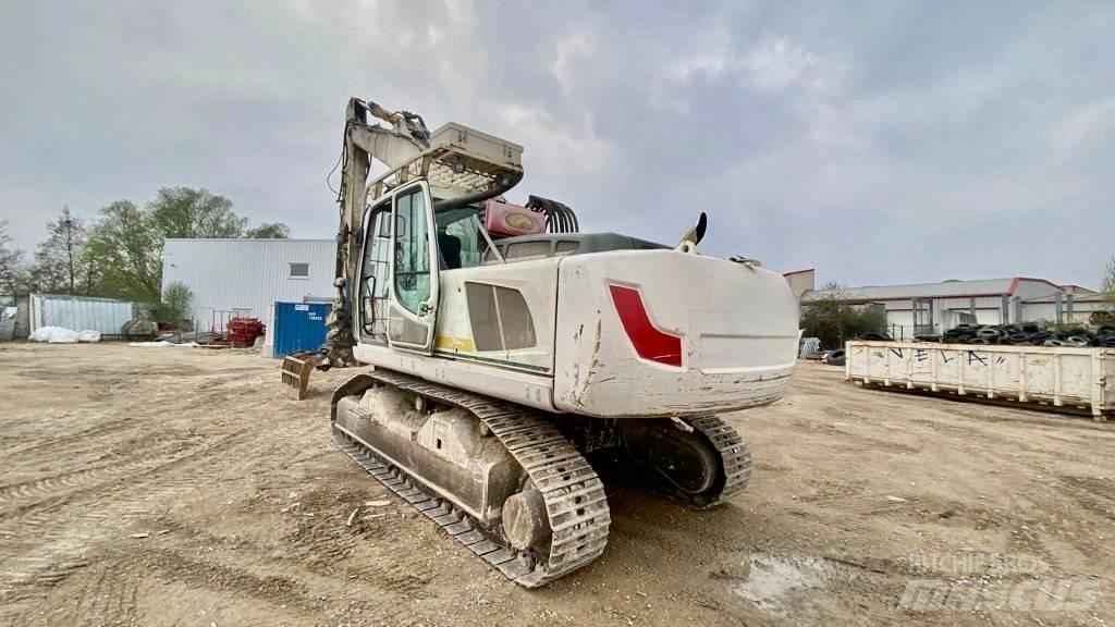 Liebherr R 924 Crawler excavators