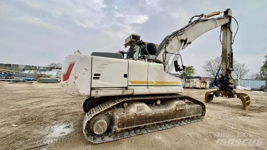 Liebherr R 924 Crawler excavators