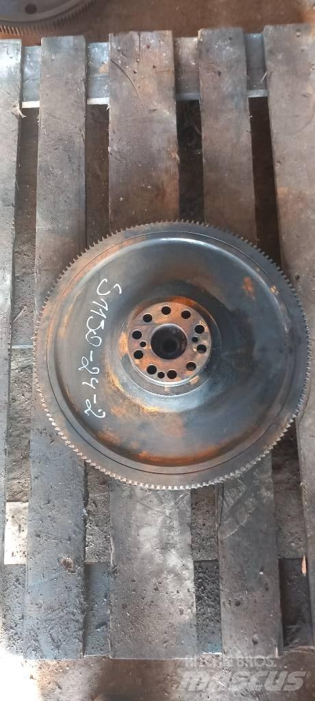 Scania R 440.   1805086 Engines