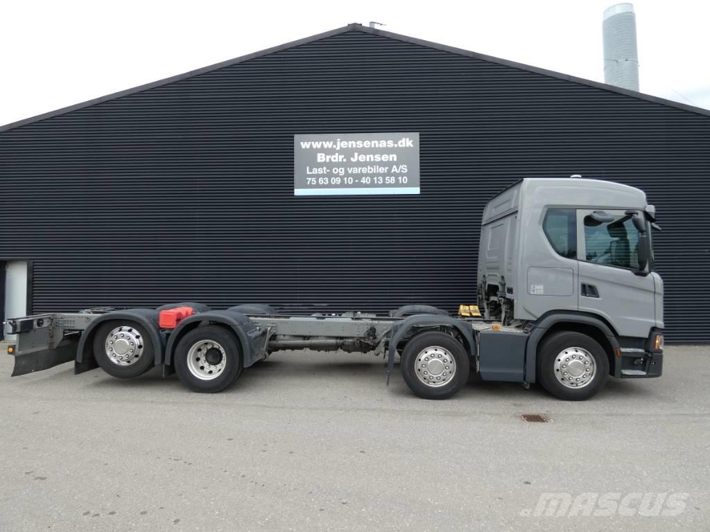 Scania G 450 Chassis Cab trucks