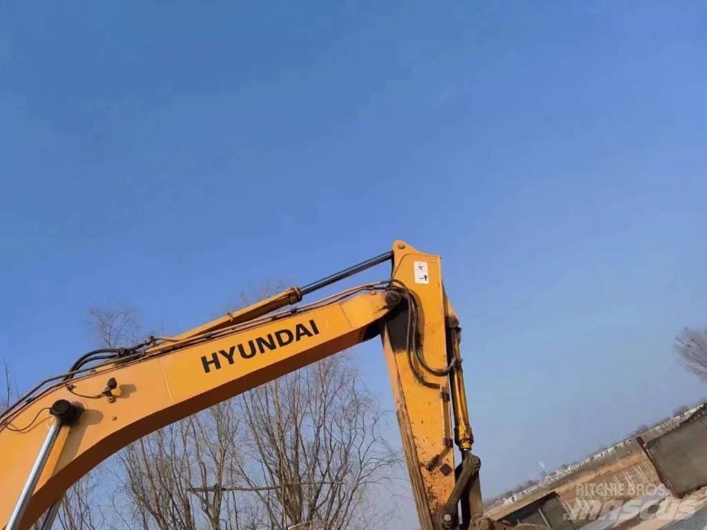 Hyundai R305LC-9T Wheeled excavators