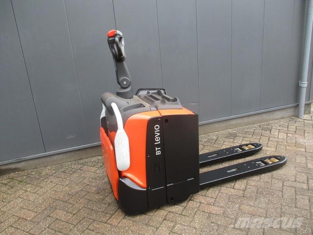 BT LPE 200 Low lift with platform