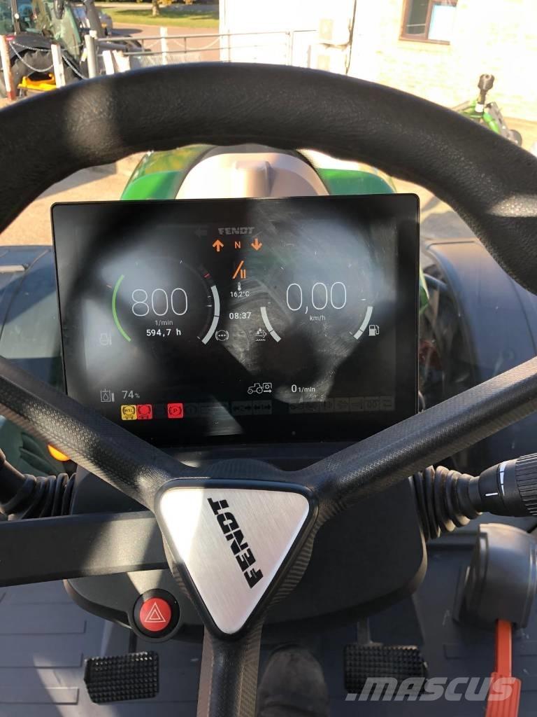 Fendt 720 Vario Tractors
