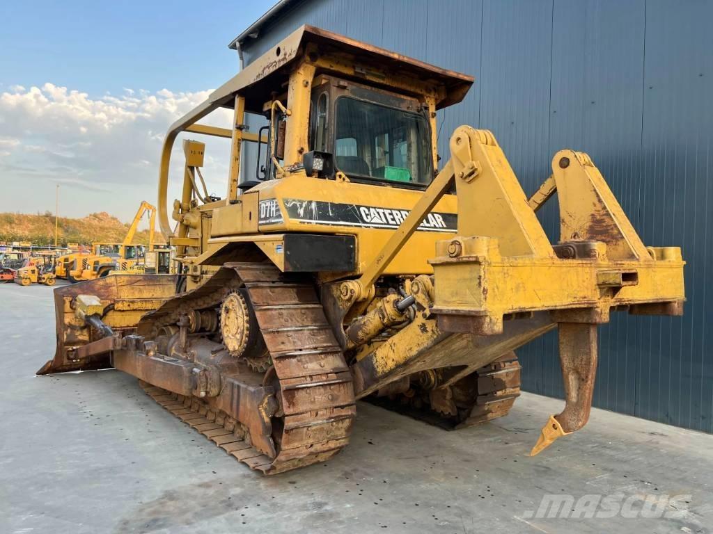 CAT D7H Crawler dozers
