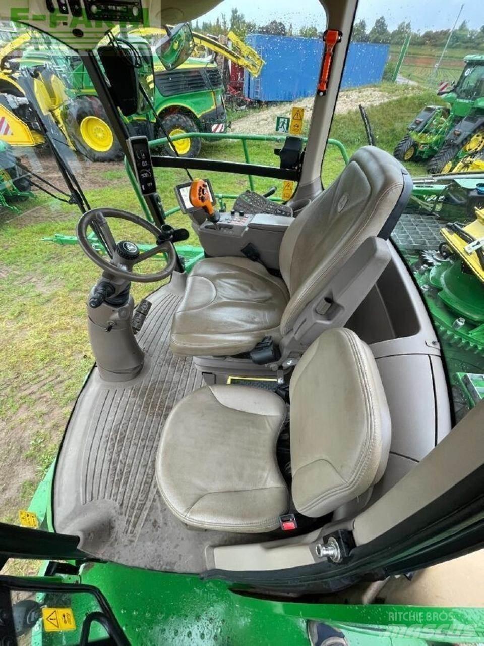 John Deere 8600 Forage harvesters