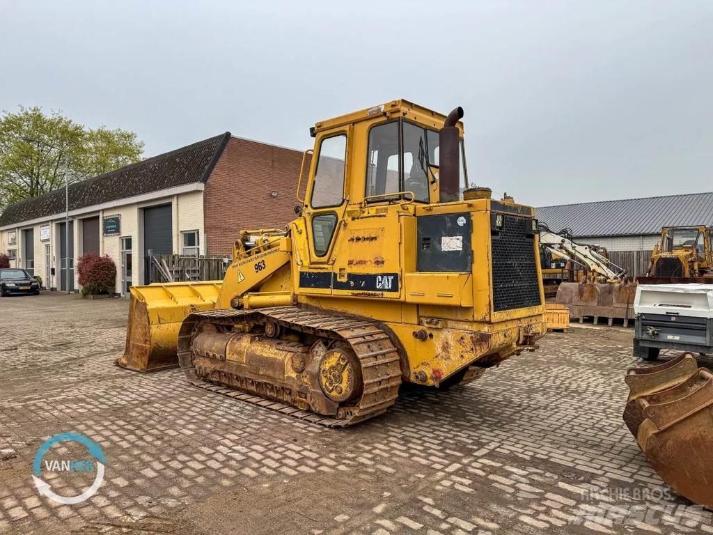 CAT 963 Crawler loaders