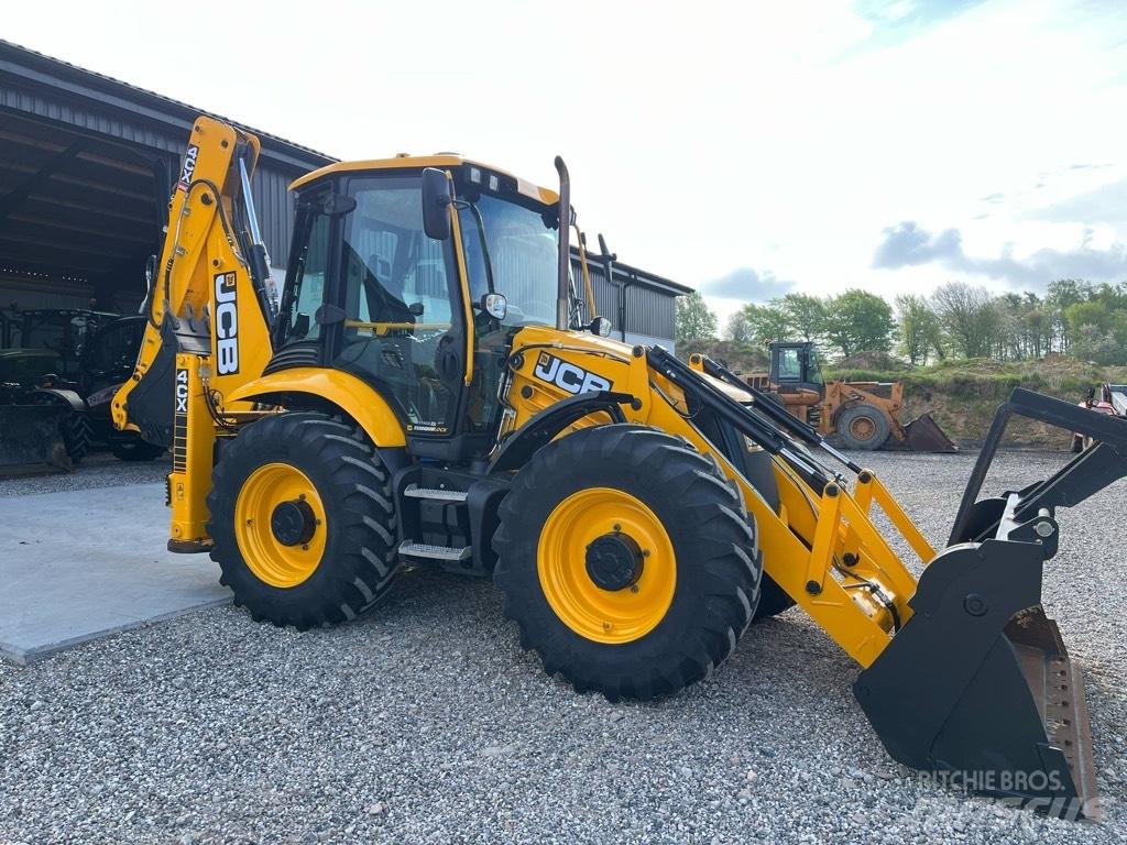 JCB 4 CX Pro Backhoe