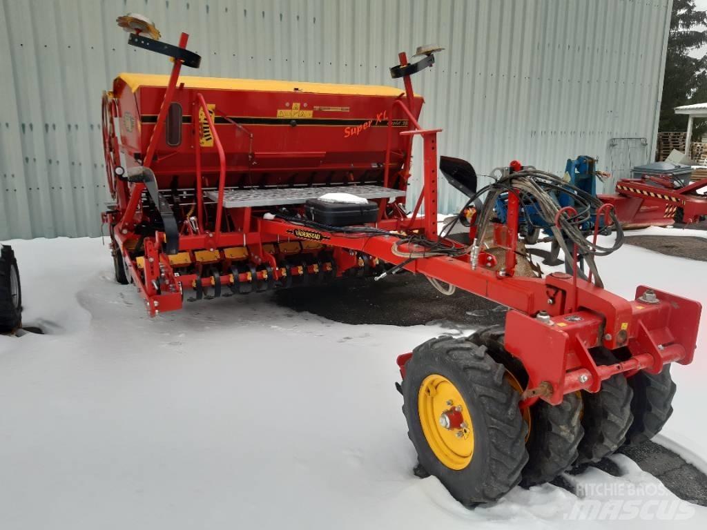 Väderstad Rapid 300C Combination drills