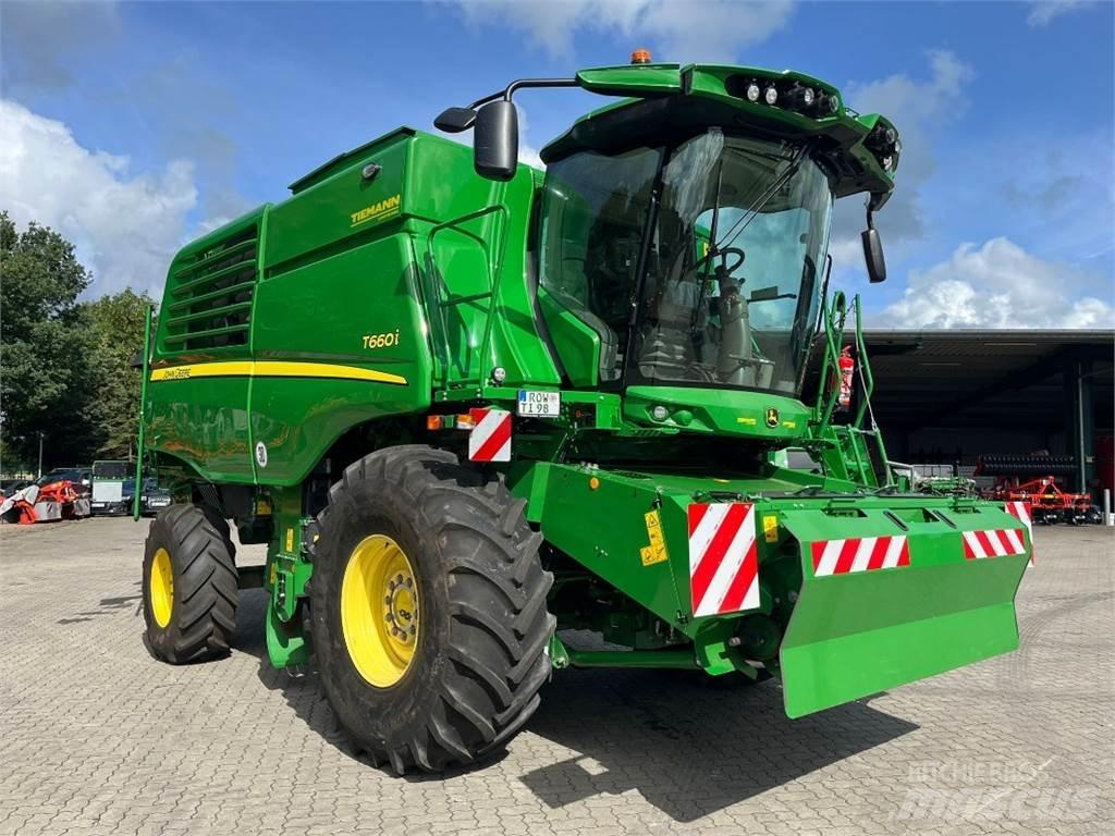 John Deere T660 Combine harvesters