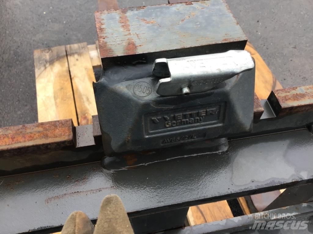  Takopiikit 3 tn Front loader accessories