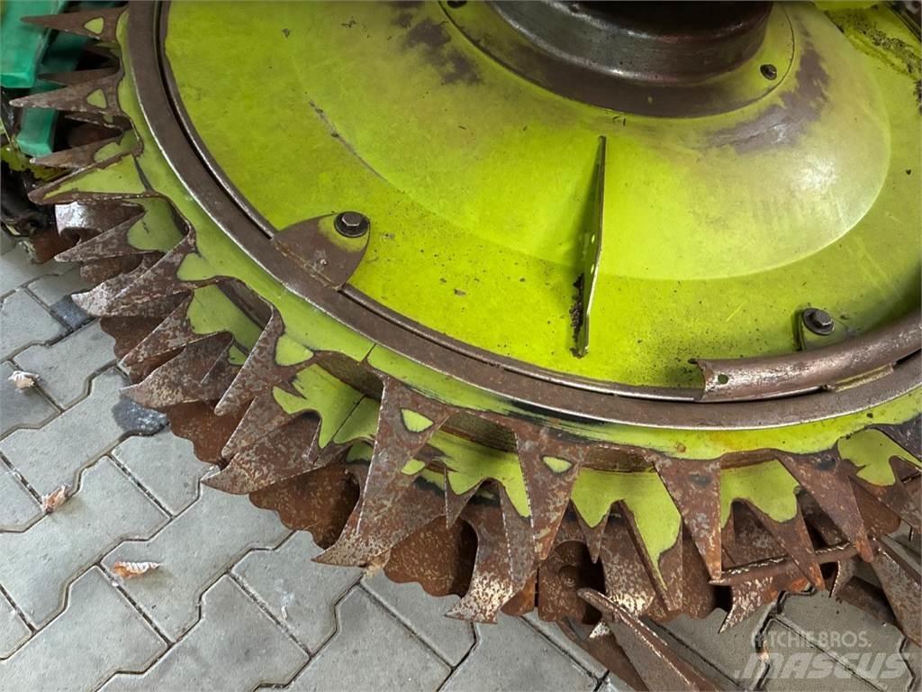 CLAAS Orbis 750 Farm machinery