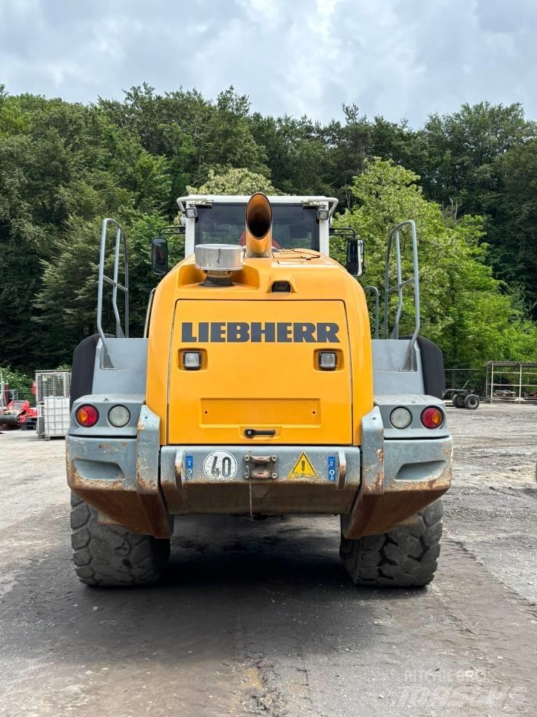 Liebherr L 576 Wheel loaders