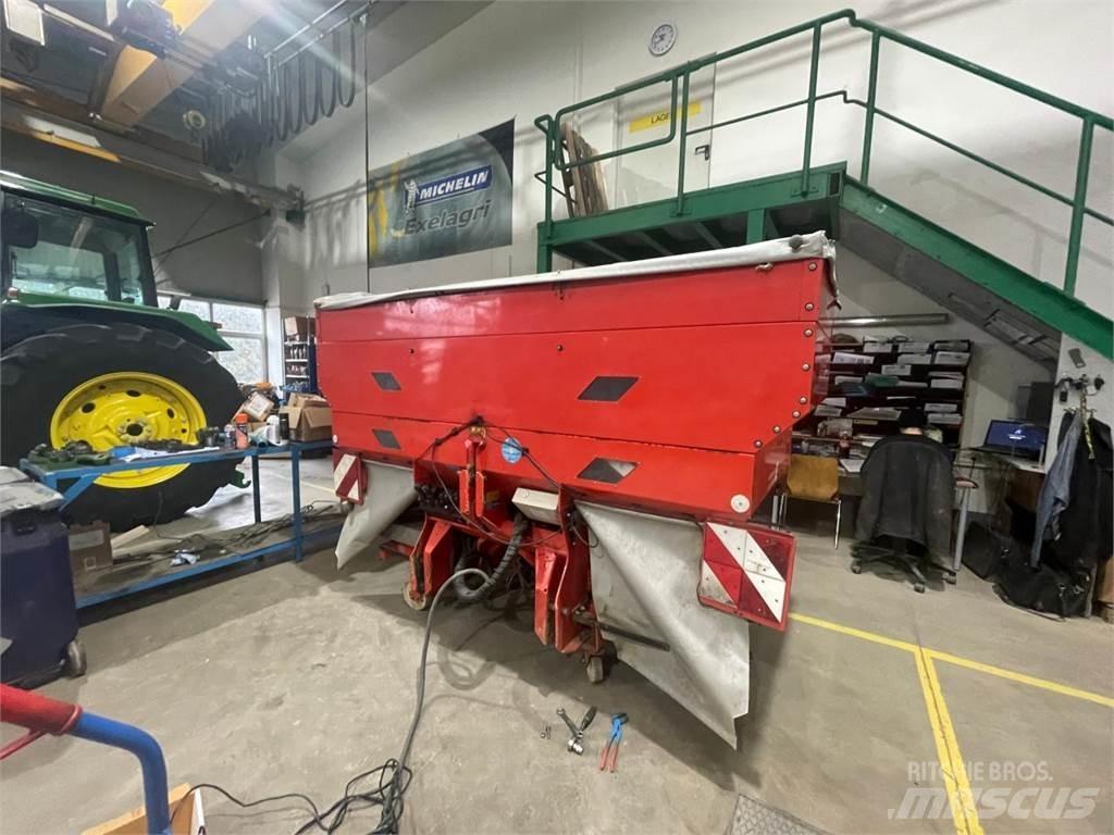 Rauch AXERA Mineral spreaders