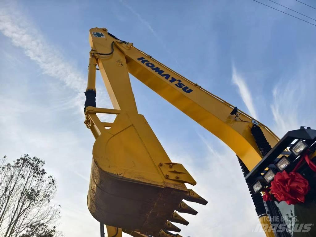 Komatsu PC240-8 Mini excavators  7t - 12t