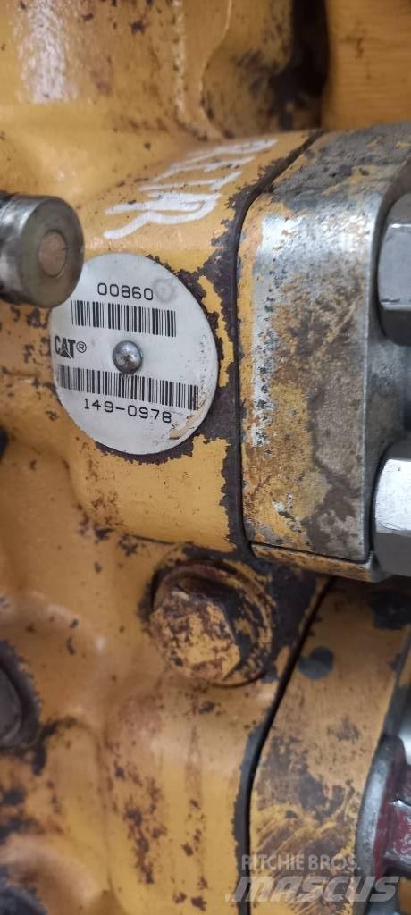 CAT 730 Transmission