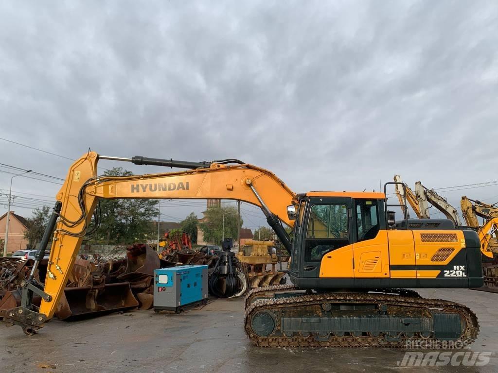 Hyundai HX 220 L Crawler excavators