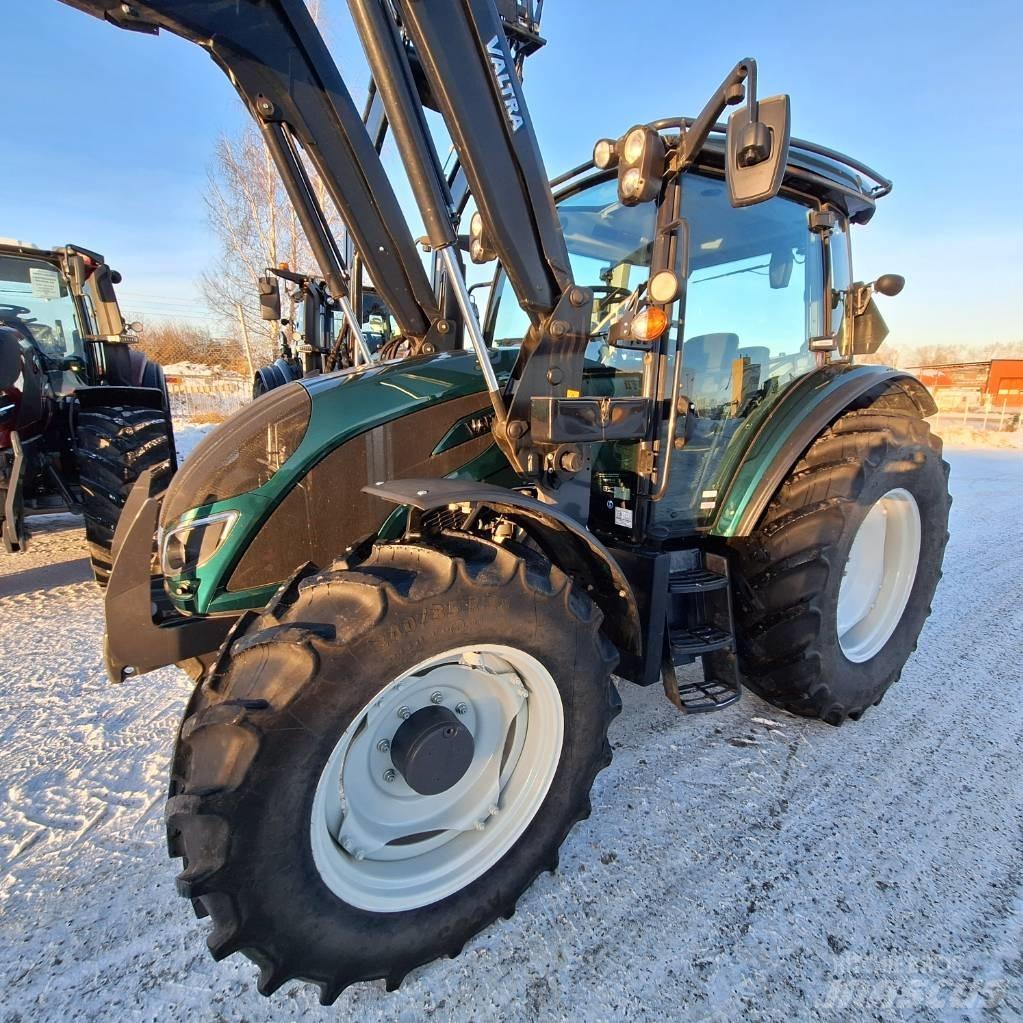 Valtra A114 MH4+L Tractors