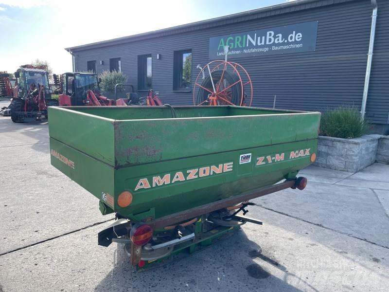 Amazone ZA-M Max Mineral spreaders