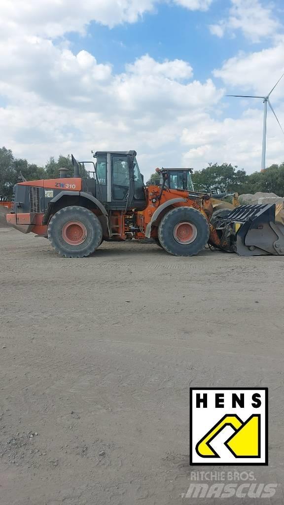 Hitachi ZW 310 Articulated Haulers