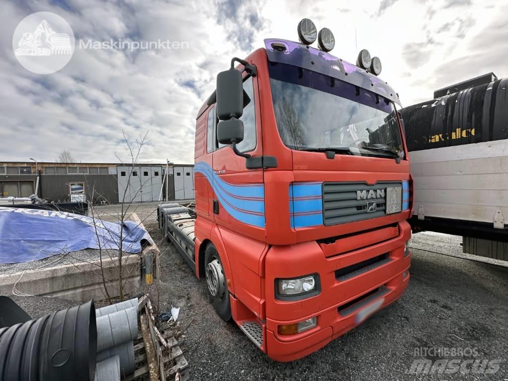 MAN TGX 28.530 LAXO Chassis Cab trucks