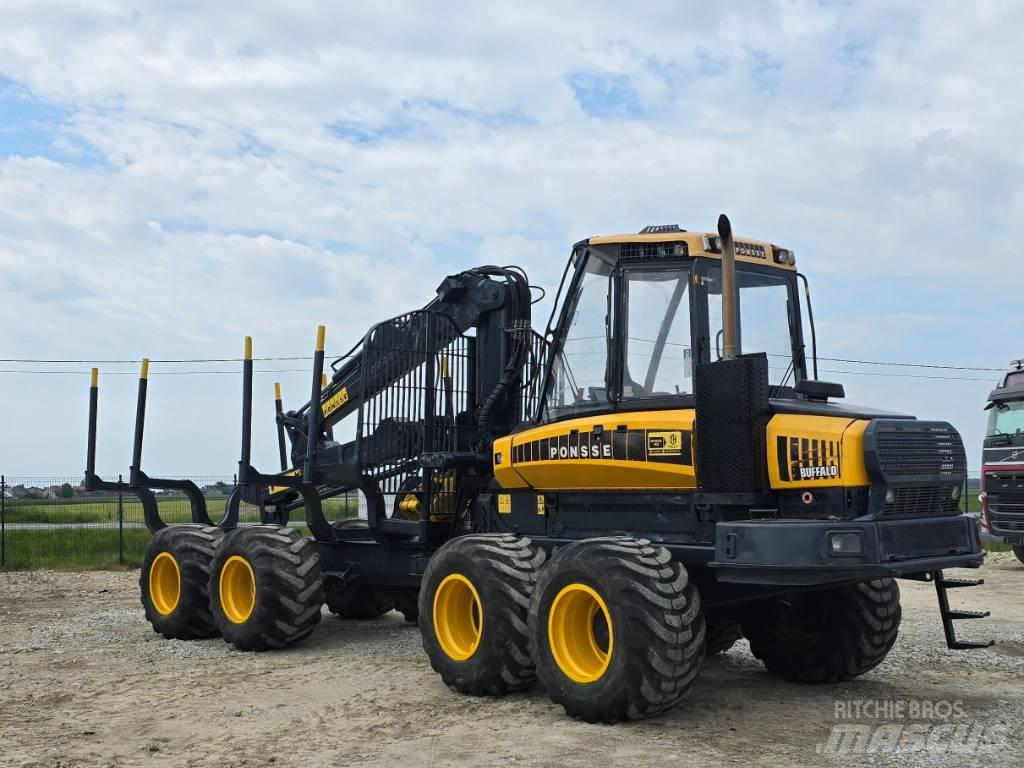 Ponsse Buffalo 8W Forwarders