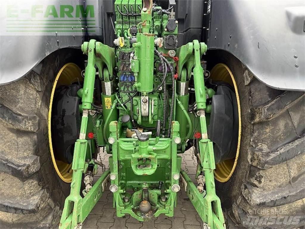 John Deere 6250 r Tractors