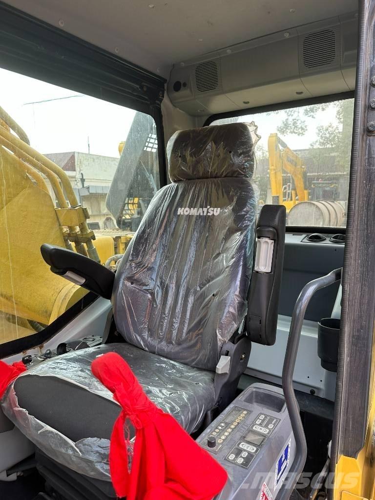 Komatsu PC 360 Crawler excavators